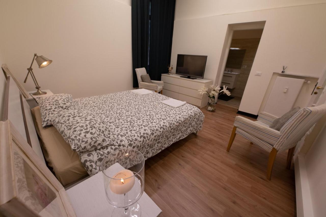 Guest House Palazzo Carmine Генуя Екстер'єр фото